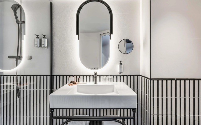 Hotel Faubourg Galant Paris - Handwritten Collection