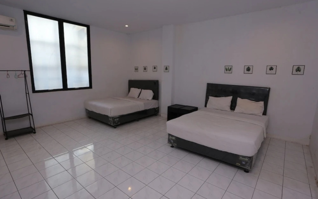 Collection O 92739 Hotel Pintu Besar Near Pancoran ChinaTown Point