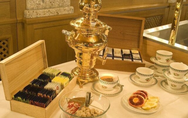 Lakeside Motor Lodge