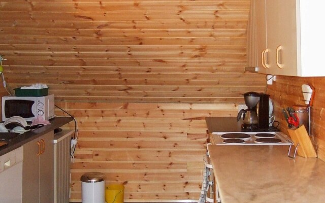 6 Person Holiday Home in Rebbenes