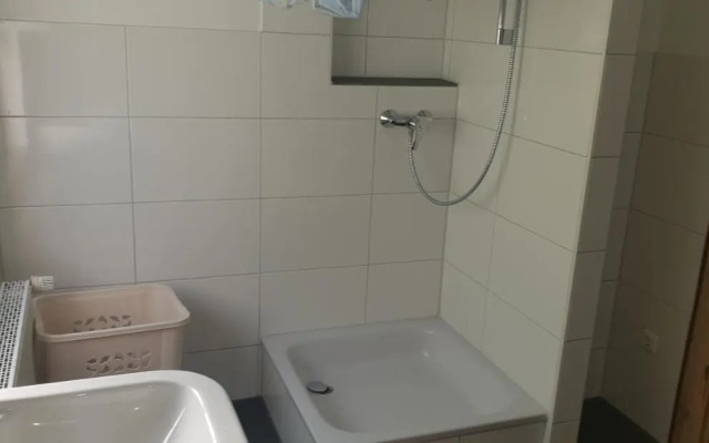 Private Unterkunft Askinartar