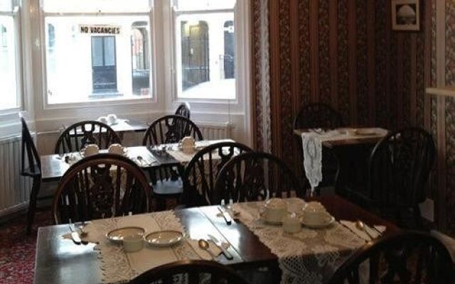 Relax Inn Guest House