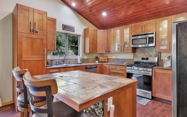 Top Notch Lodge#2056