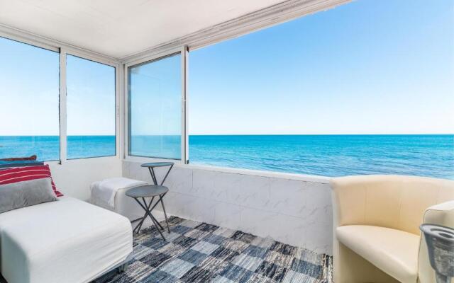 Beach Villa Dorada