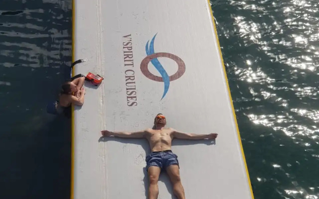 V'Spirit Cruise
