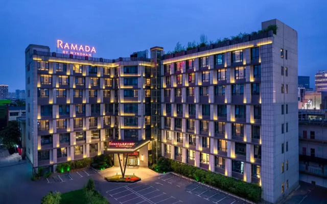 Ramada by Wyndham Xiangyang Fancheng