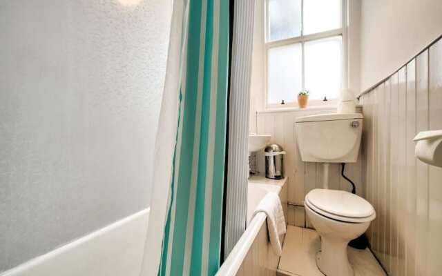 Victorian Apartment in Lively Marchmont