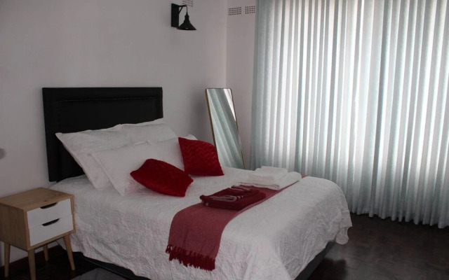 2 Bed Condo in the Avenues - 2143