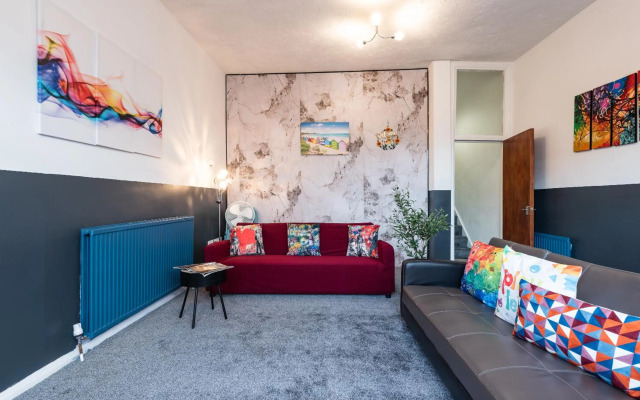 Favour Spacious Inn By Jesouth