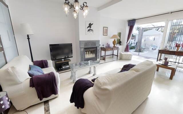 Great Villa Near Beach