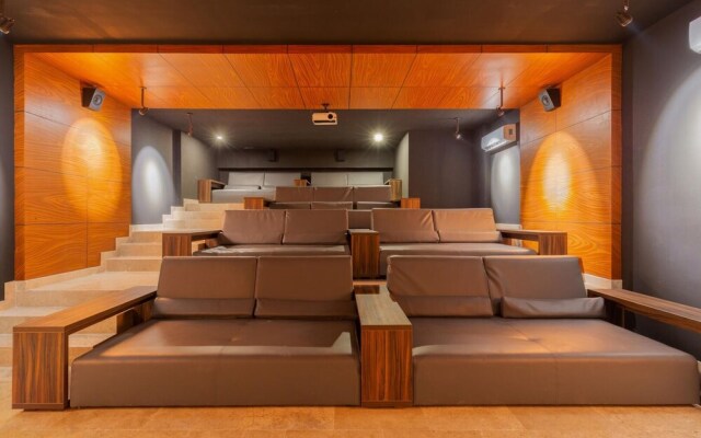 Spacious 2 BR Aldea Zama Private Pool Movie Cinema Gym