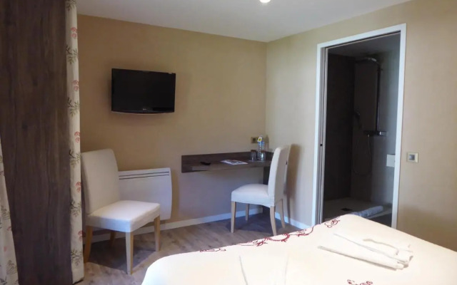 Hotel Kastell Dinec'h