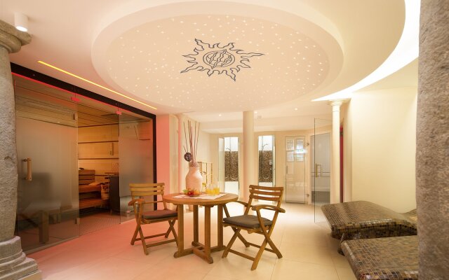 Romantik Hotel Die Gersberg Alm mit Panoramablick auf Salzburg