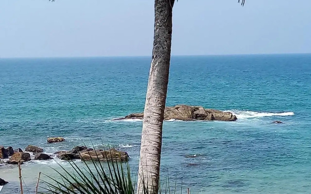 Githmini Beach Guest House & Toures