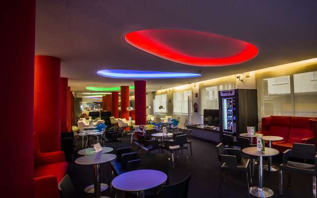Hotel Oasis Plaza
