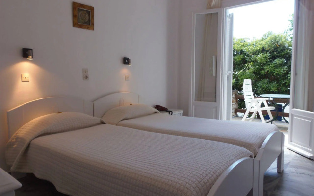 Hotel Manos