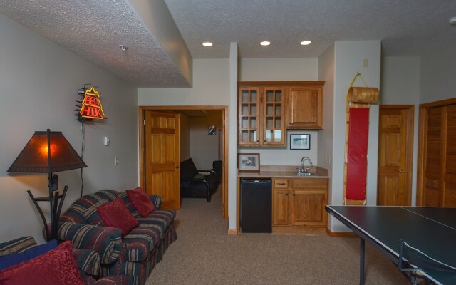 Amazing Overlook 3 Bedroom Townhome