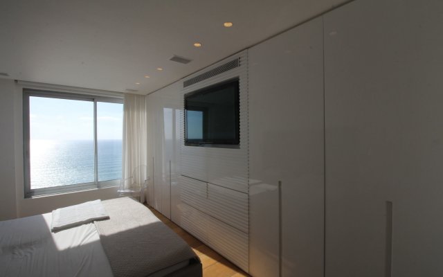 Sea Apartment