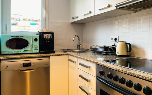 Incredible 2BR Penthouse with Urban Rooftop Garden