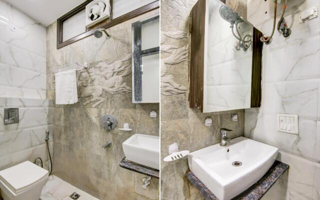 OYO 78876 The Premium Villa