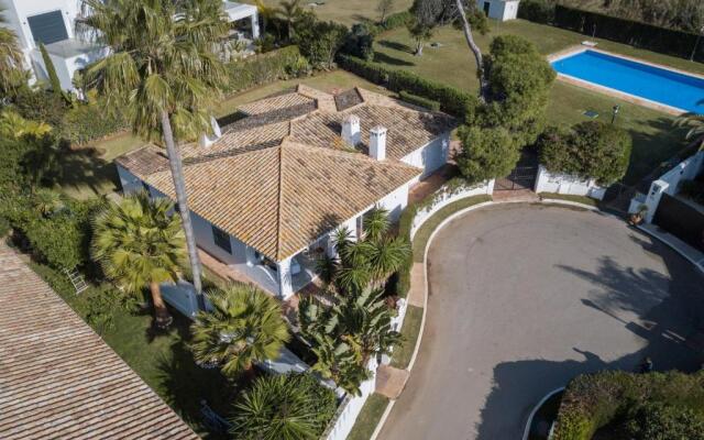 Charming 4bedroom Villa in Los Monteros Beach