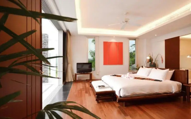 Layan Sea View Villlas