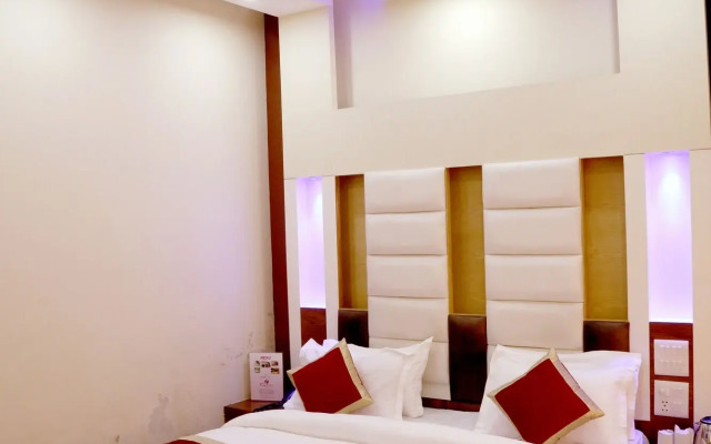 Hotel Pink City