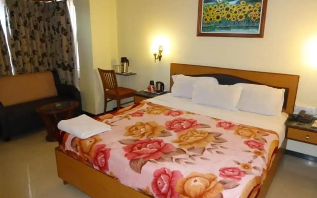 Nahar Manchester Inn