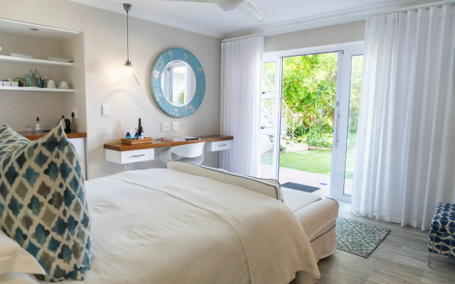 Admiralty Beach House