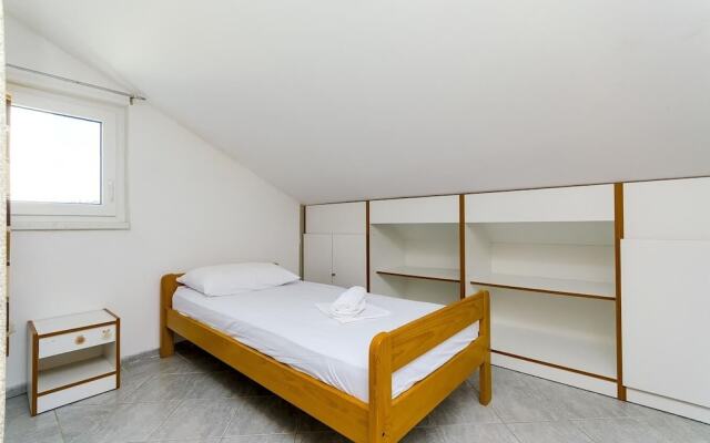 Bozo - 100m to the sea - A5