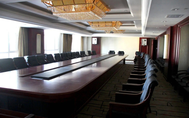 Fengcheng Hotel