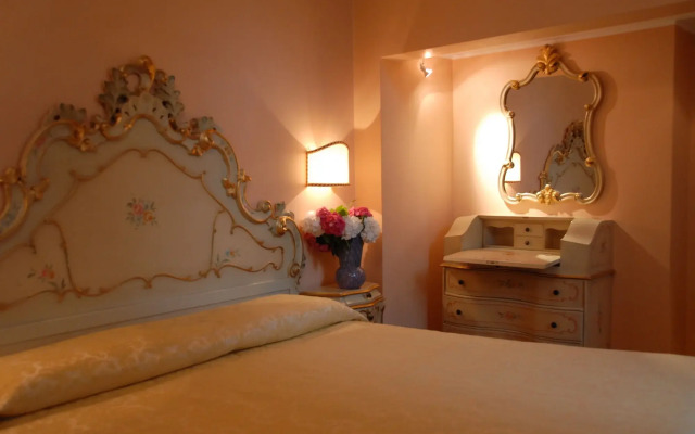 Pensione Accademia - Villa Maravege