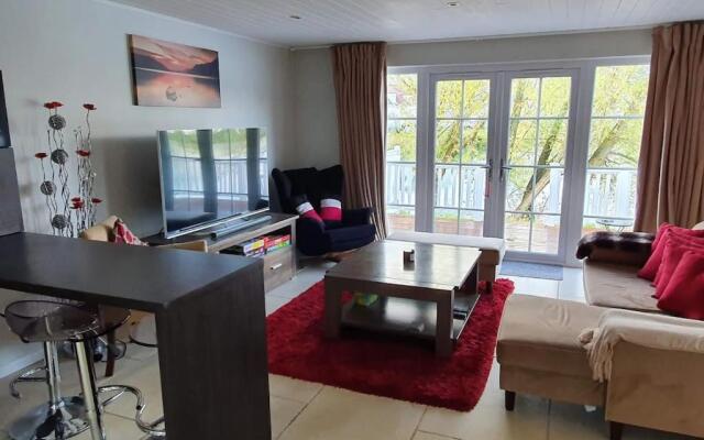 Cotswold Lake House