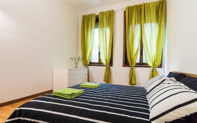 Apartment Duomo - Near Piazza del Duomo