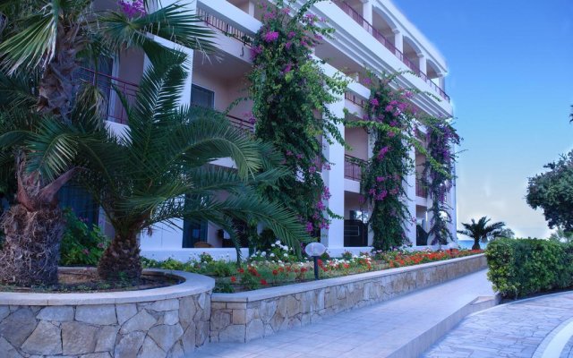 Club Marmara Rethymno Palace 5*