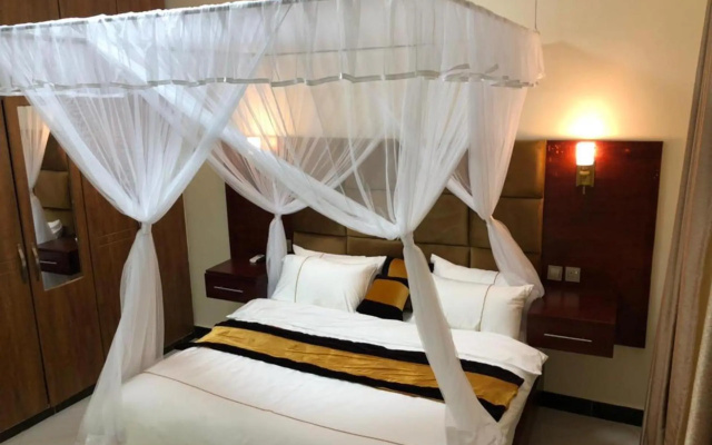 Lovely 2 Bed Apartment in Entebbe
