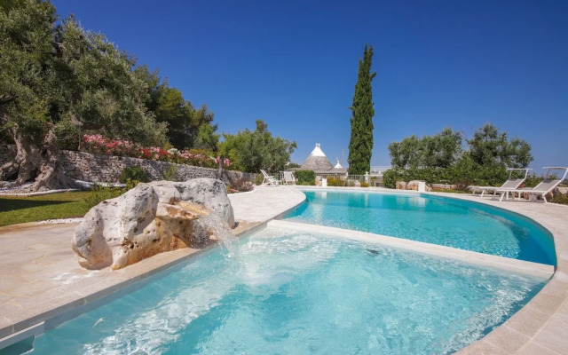 TD Trulli di Bouganville w/ Large Amazing Pool