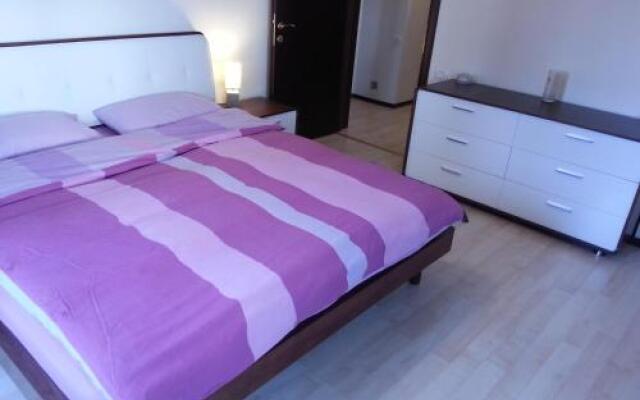 Apartment 3 Rooms elegant