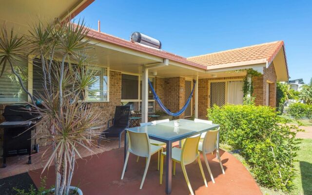SECRET GARDEN - WiFi - Netflix - Pet Friendly