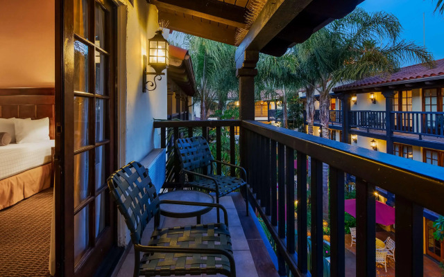 Best Western Plus Carpinteria Inn