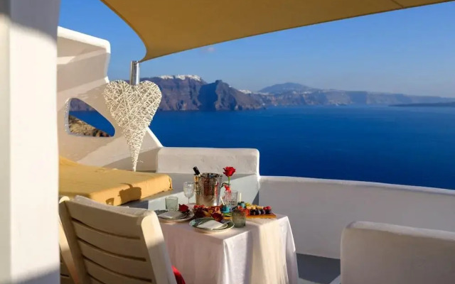 Thirea Suites & Studios - Adults Only