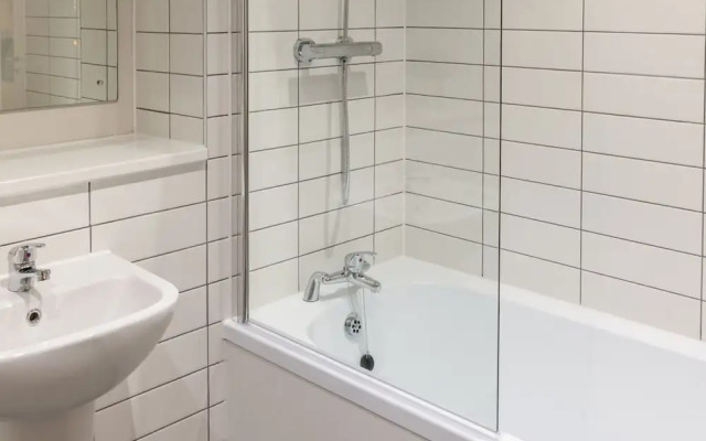Host Stay Richmond Place 002