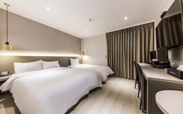 Hill Livingtel Yongsan