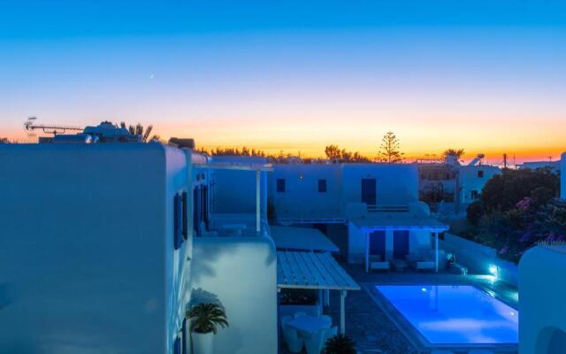 Olive Tree, Mykonos Town Apartment With Pool