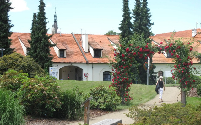 Congress And Educational Centre Floret