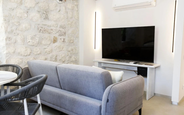 Galathea House