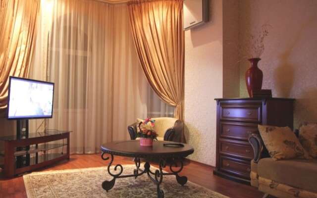 Central Apartment on Aleutskaya 19