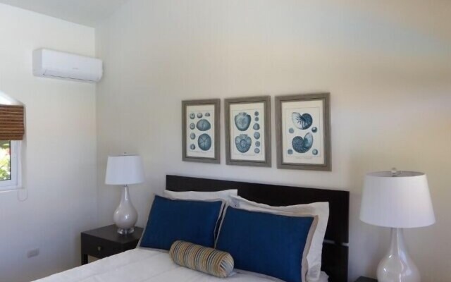 Touch of elegance! 6 Bedroom near the beach