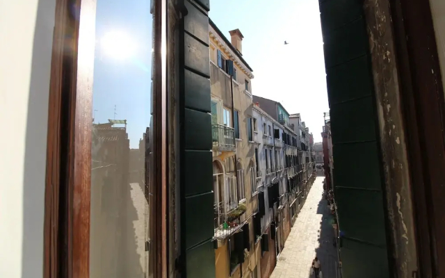 Stunning Apartment in the Heart of Venice