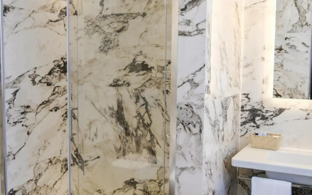 Stendhal Luxury Suites